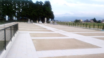 富山霊園