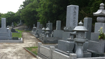 丸亀市営　天神墓地
