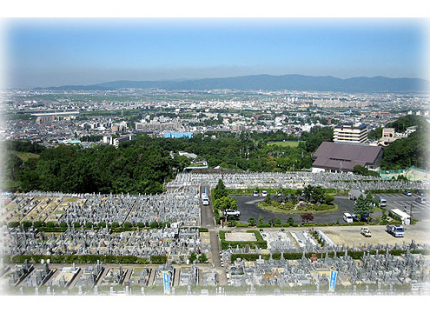 園内からは、宇治市内が一望できます。