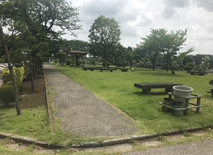霊園風景