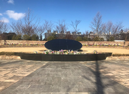 墓域エントランス