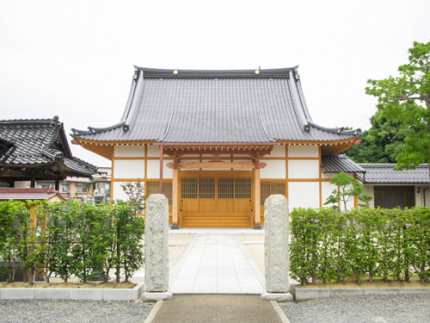 市街地からは徒歩約１０分