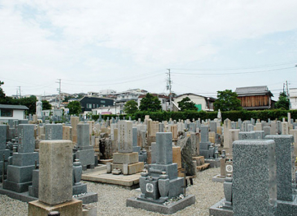 徳川家康公の流れを汲む旧明石城松平藩主「松平家」歴代の菩提寺