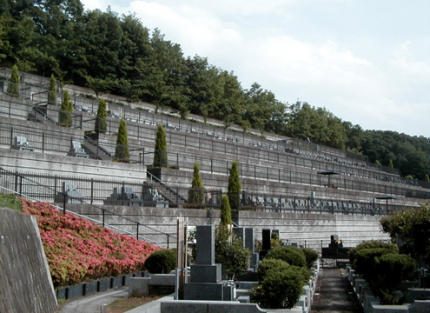 「みはらしの丘」区画 - 広大な面積を誇る上川霊園の中でも「みはらしの丘」は、とりわけ眺望のすばらしい区画です。