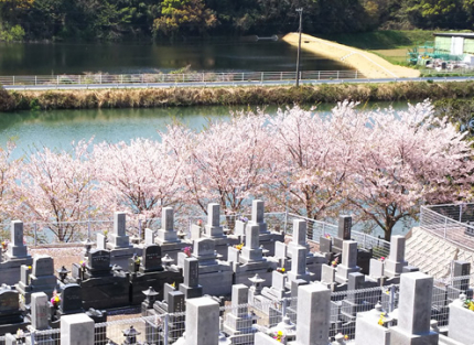 四季折々の彩り豊かな自然環境が自慢。