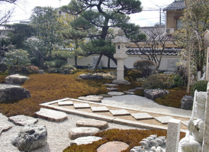 宇治市の観光名所萬福寺の塔頭寺院です。