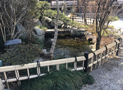 寺院境内３