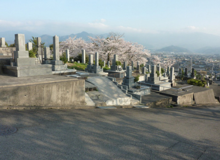 霊園内風景