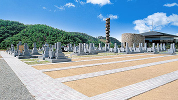 川西中央霊園