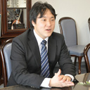 代表取締役　中本　泰輔