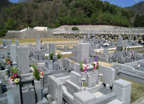 北摂最大級の大型霊園