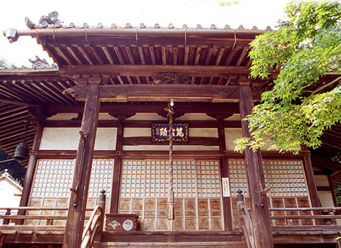 宗教法人 法華寺がいつまでも大切なお墓をお守りしてます。