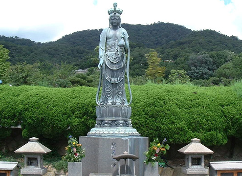 霊園風景