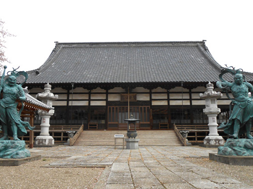 御本堂1