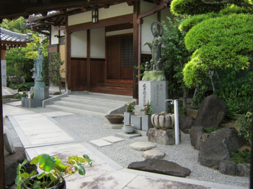 境内風景