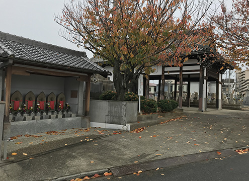 入り口