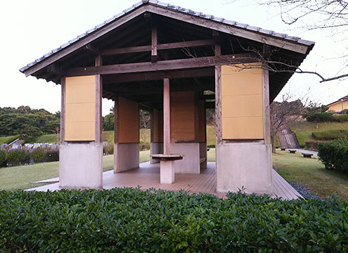 東屋