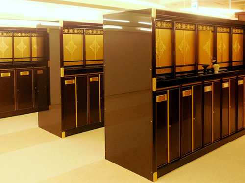 どんな天候でも安心してお参りいただける屋内型の納骨堂！
