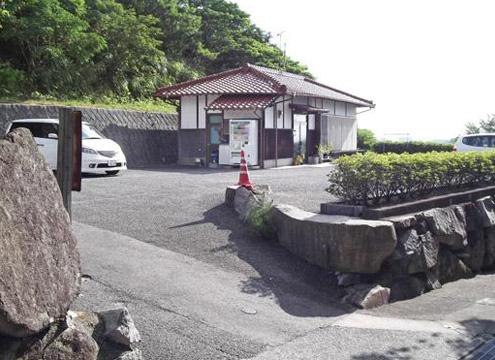 鳥栖ＩＣよりお車で約５分
