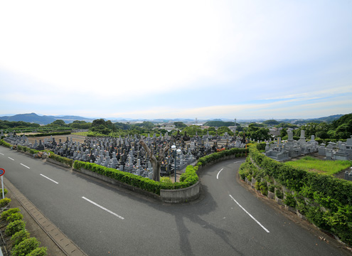 福岡市東部、粕屋、太宰府からお車でのアクセスが良好です。