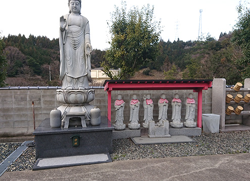 観音様と六地蔵