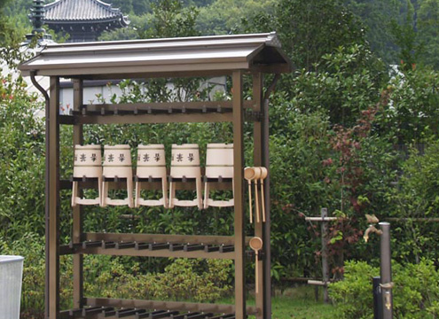 桶置き場・水道場