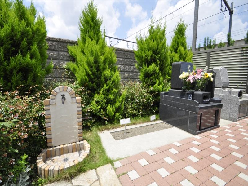 園内の雰囲気は良く、２３区内のお墓を検討されている方は、是非、ご来園頂きたい霊園です。
