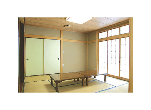 休憩室　ゆったりとくつろげる休憩室をご用意