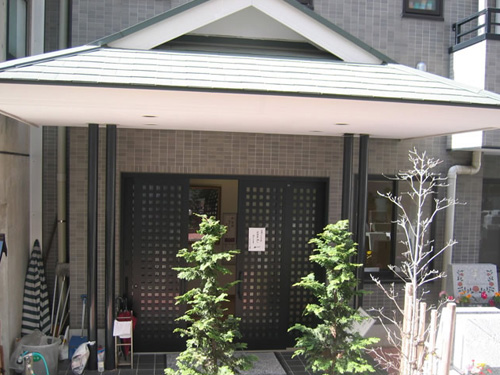 正面玄関