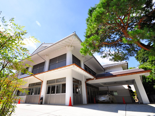 重秀寺会館（葬儀・法要・会食施設）