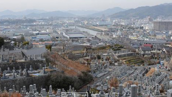 市営小越墓園