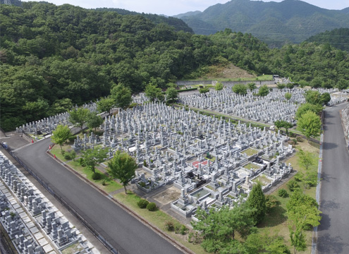 神戸山田霊苑