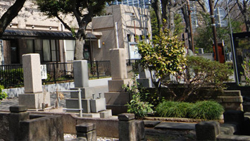 都立　雑司ヶ谷霊園