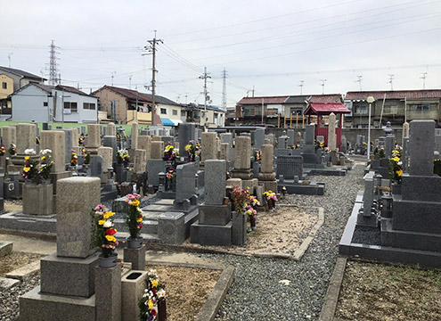 新堂墓地